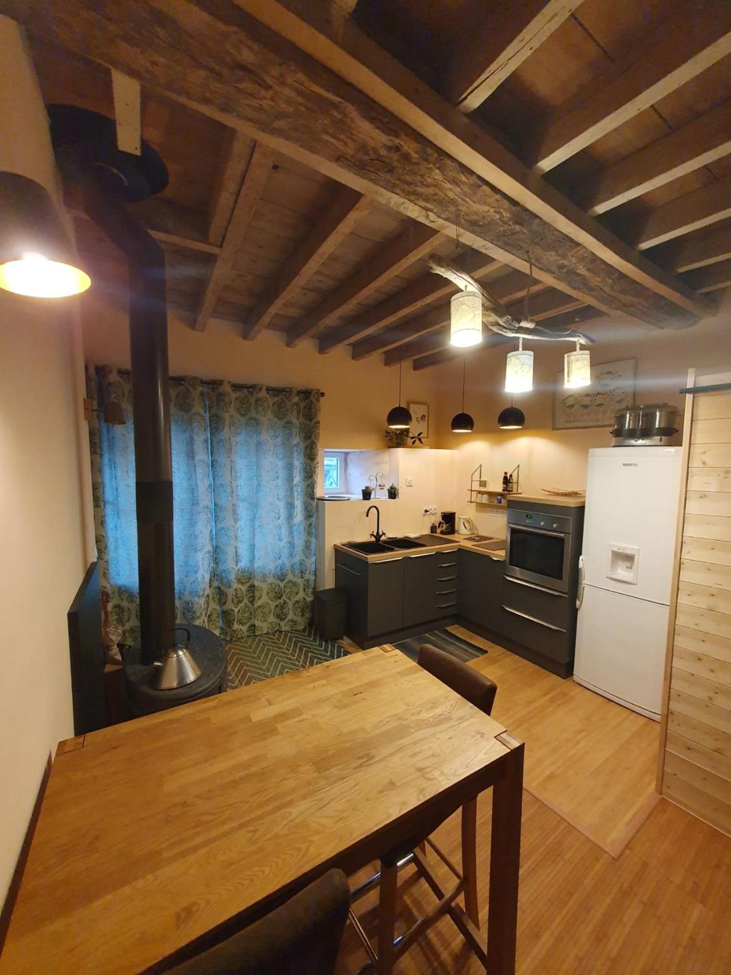 Repos 2 Etoiles Au Calme Pour Deux Villa Lucy-sur-Cure Exterior photo
